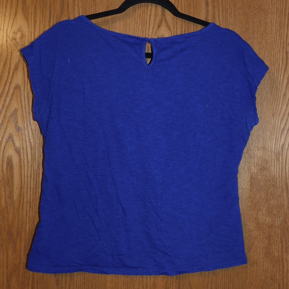 Blue Top - Picture 4 of 5